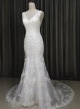 themeisles Elegant V-neckline Mermaid Lace Long Wedding Dress, Beach Bridal Gown