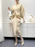 themeisles Original Creation Loose Batwing Sleeves Pleated Solid Color V-Neck Midi Dresses